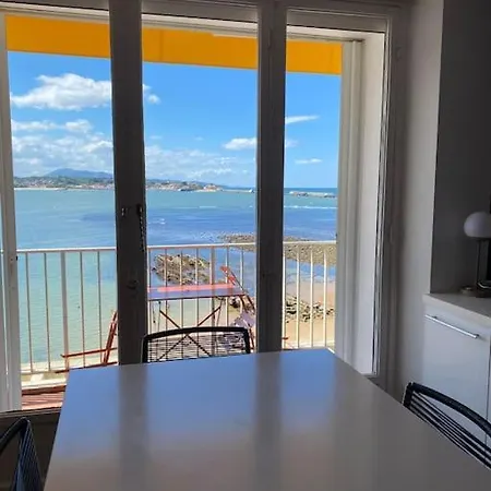 Apartment Les Pieds Dans L Eau