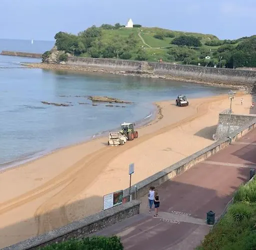 Les Pieds Dans L Eau Apartment *